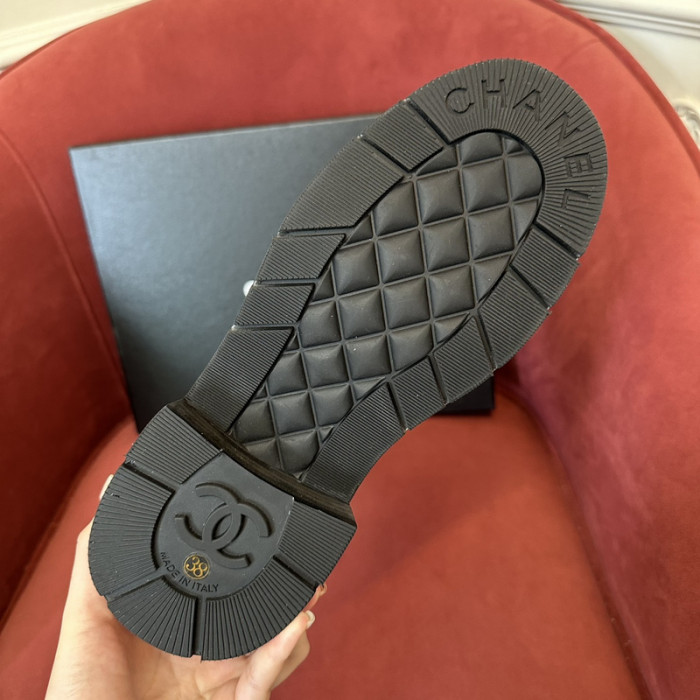 CN BOOTS