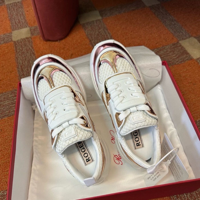 RV SNEAKER