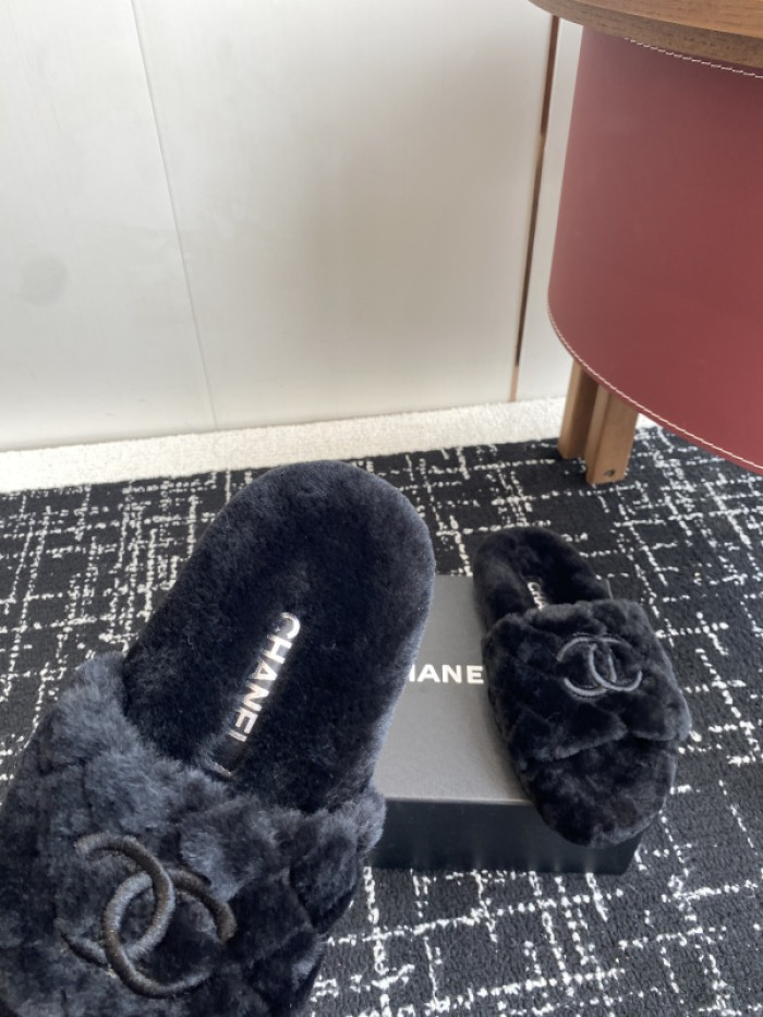 CN SLIPPER