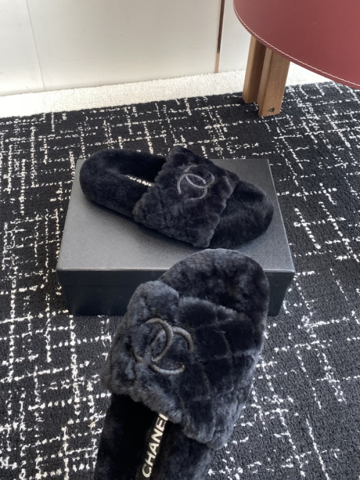 CN SLIPPER