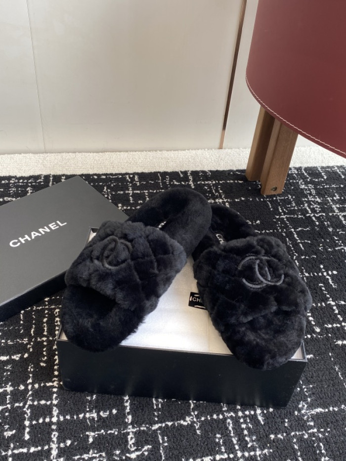 CN SLIPPER