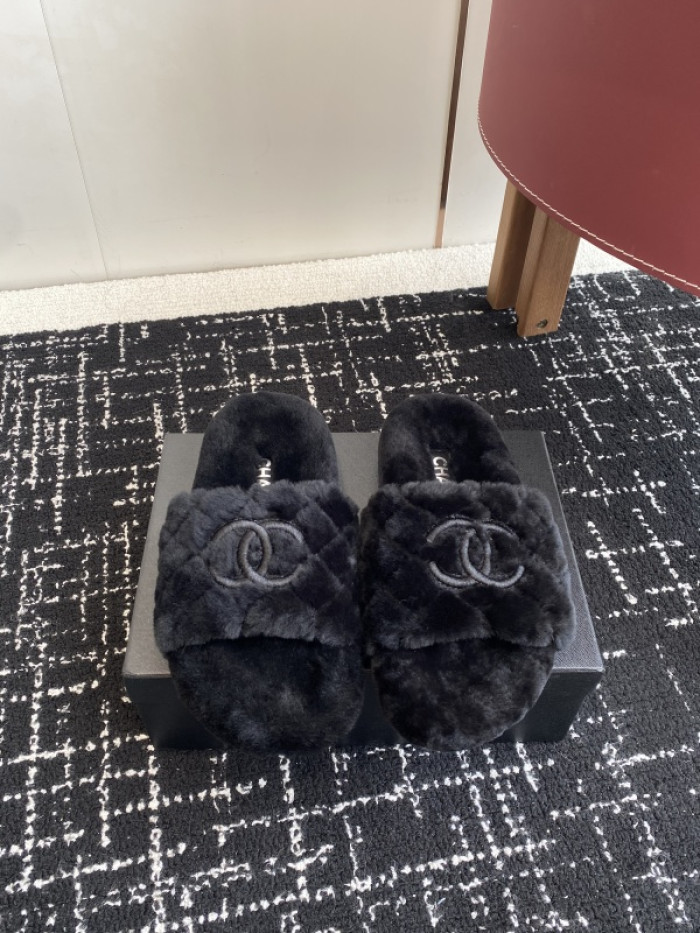 CN SLIPPER