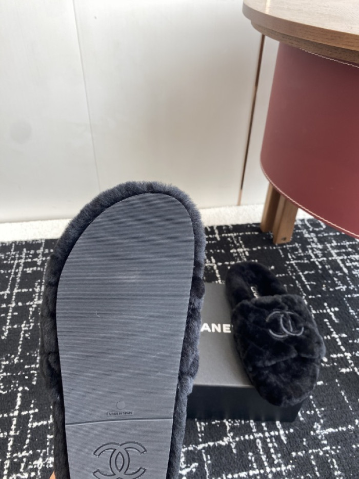 CN SLIPPER