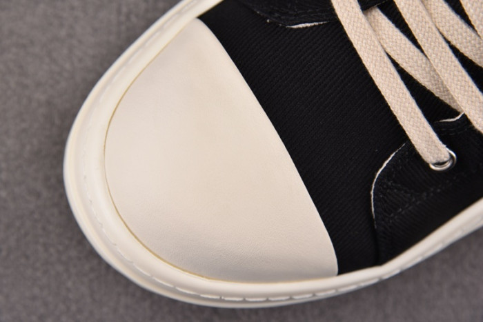 RICK OWENS black striped fabric