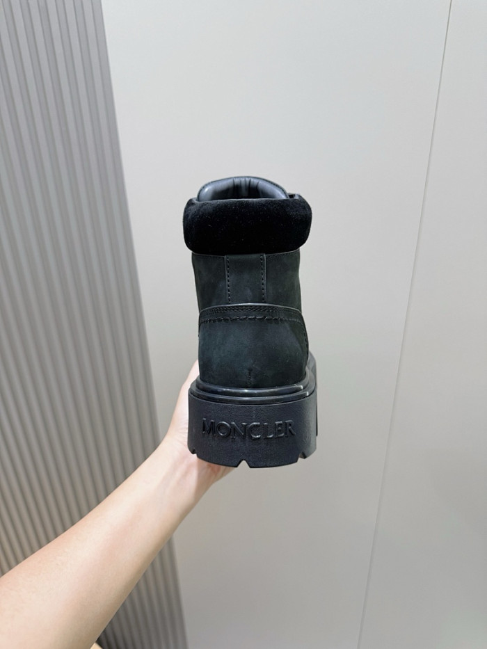 M0NCLER BOOTS