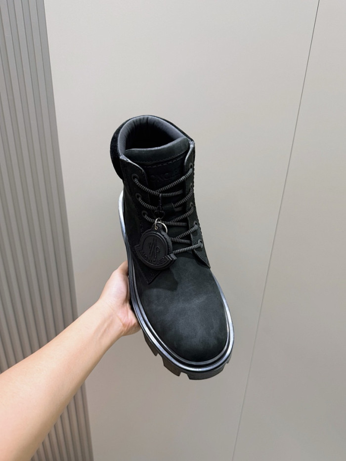 M0NCLER BOOTS