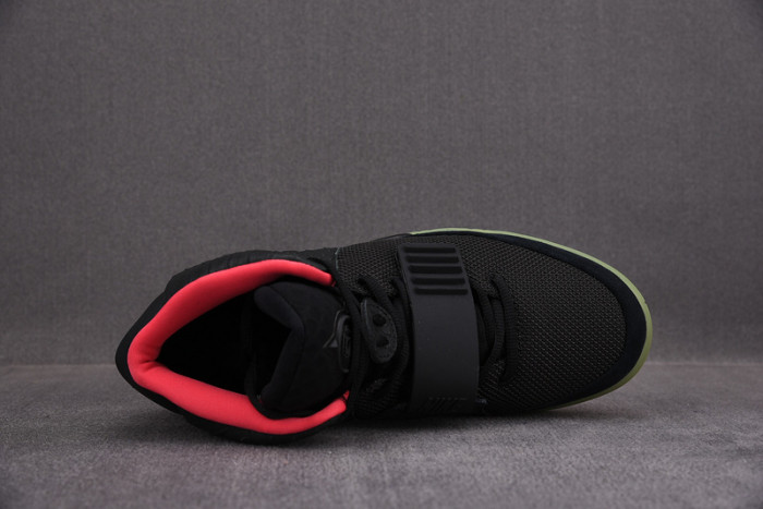 nike air Y**zy 2 “solar red” black mens 508214-006