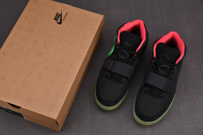 nike air Y**zy 2 “solar red” black mens 508214-006