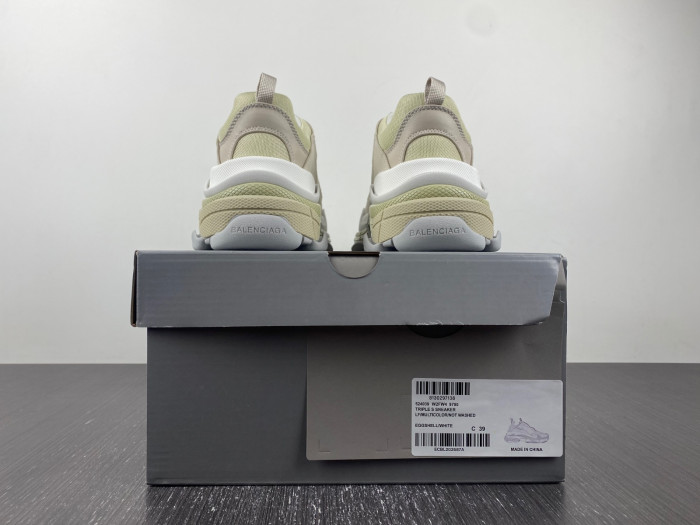 bl triple s trainers sneakers 524039 w2fw4 9790