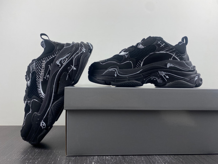 bl triple s trainers sneakers 536737 w2fw6 0102