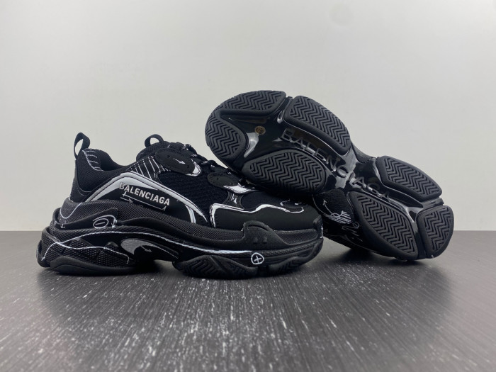 bl triple s trainers sneakers 536737 w2fw6 0102