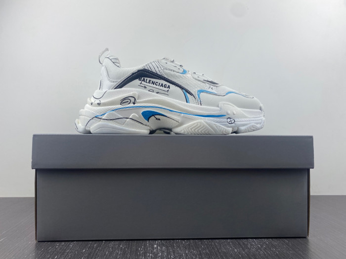 bl triple s trainers sneakers 536737 w3srb 9014