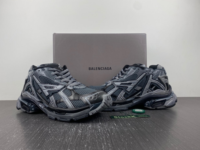 bl runner trainers sneakers