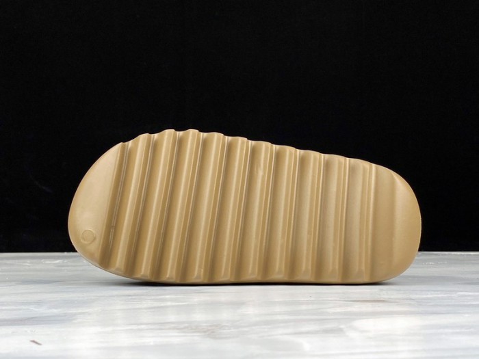 ad1d*s Y**zy slide "earth brown" - fv8425