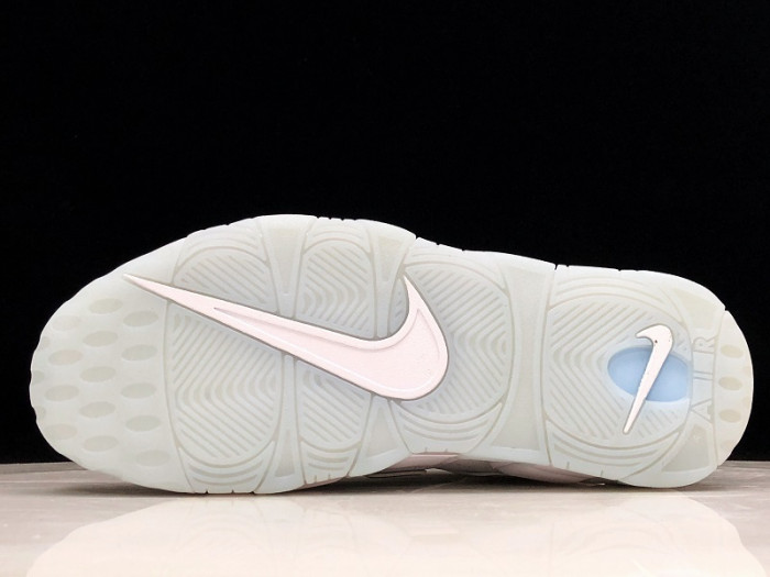 air more uptempo chrome white 917593-100
