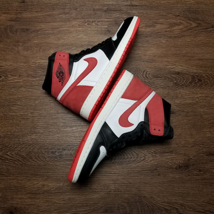 AIR JORDAN 1 RETRO TRACK RED 555088 -112