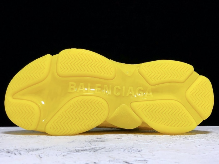 bl triple s
