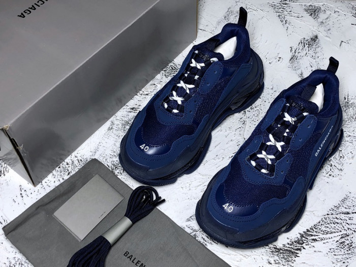 bl triple s