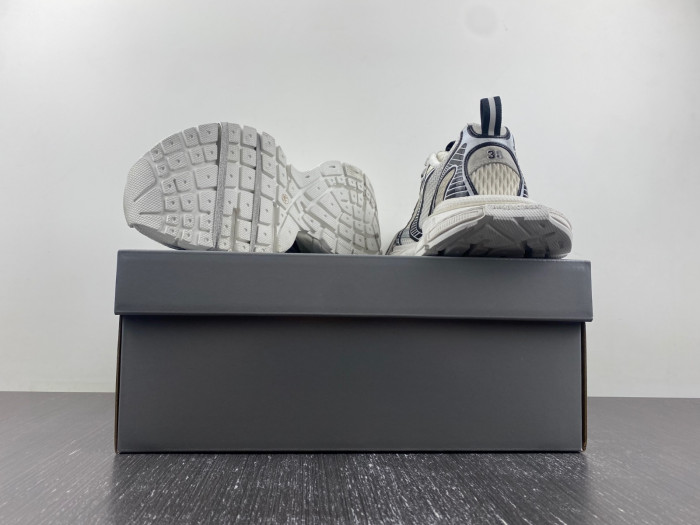 bl 3xl sneaker