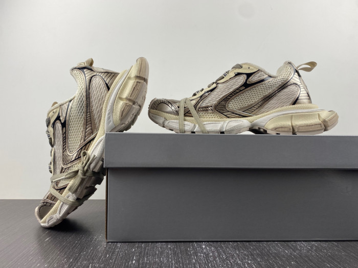 bl 3xl sneaker