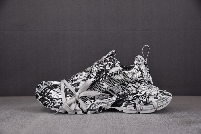 bl 3xl sneaker