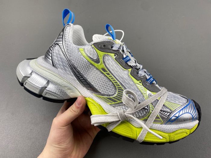 bl 3xl sneaker