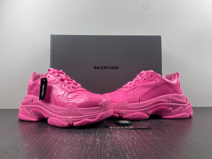 bl triple s trainers sneakers 734953 w2paa 5000