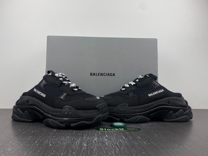 bl triple s trainers sneakers 755686 w3sm2 1000
