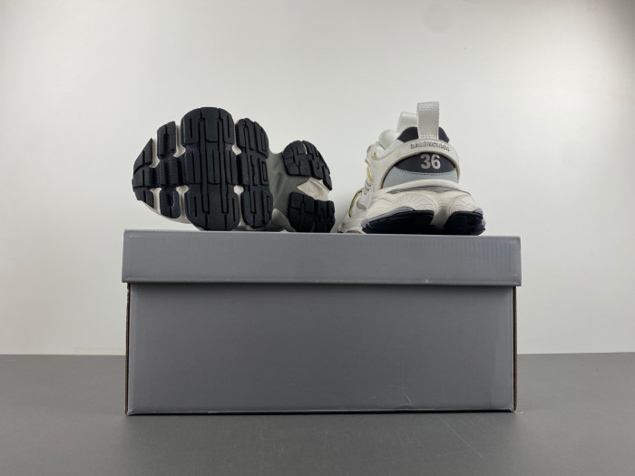 bl 3xl sneaker
