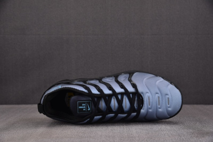 NIKE AIR VAPORMAX Plus 924453-018