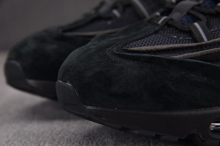 Comme des Garçons x Nike Air Max 95
