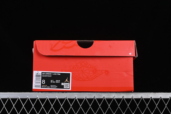 AIR JORDAN 1 LOW VALENTINE