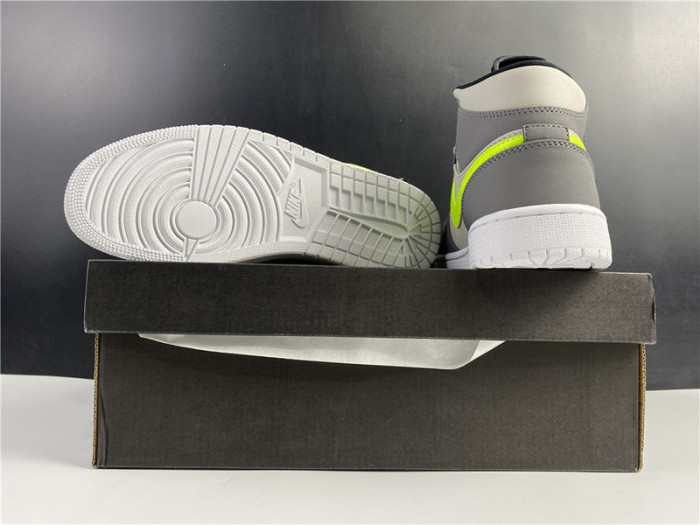AIR JORDAN 1 MID GUNSMOKE VOLT 554724-072