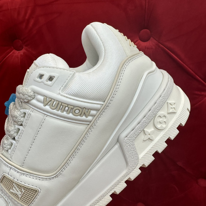 lovt sneaker