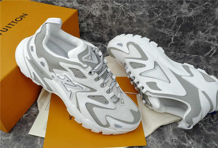 lovt sneaker
