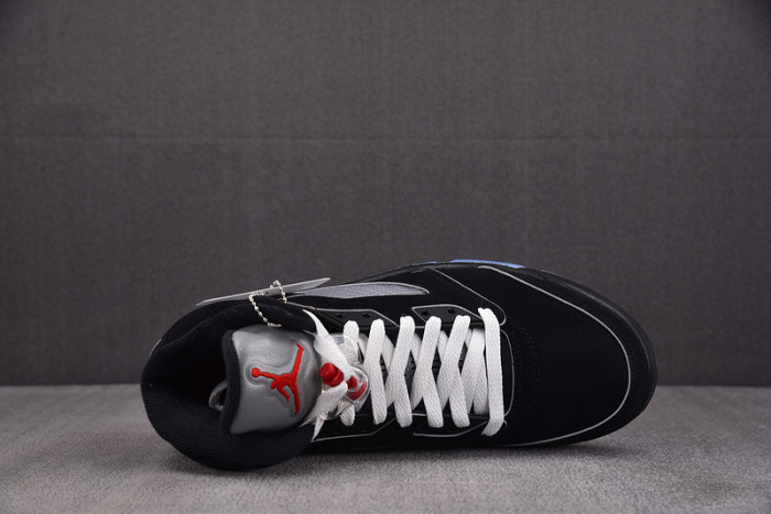 AIR JORDAN 5 BLACK METALLIC REIMAGINED HF3975-001