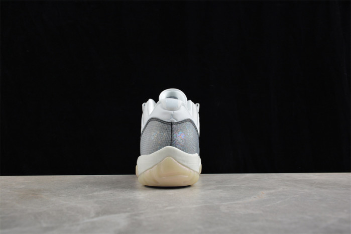 AIR JORDAN 11 LOW CNY YEAR OF THE SNAKE HQ7000-001