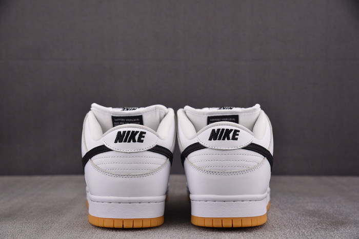 Nike SB Dunk Low Pro 