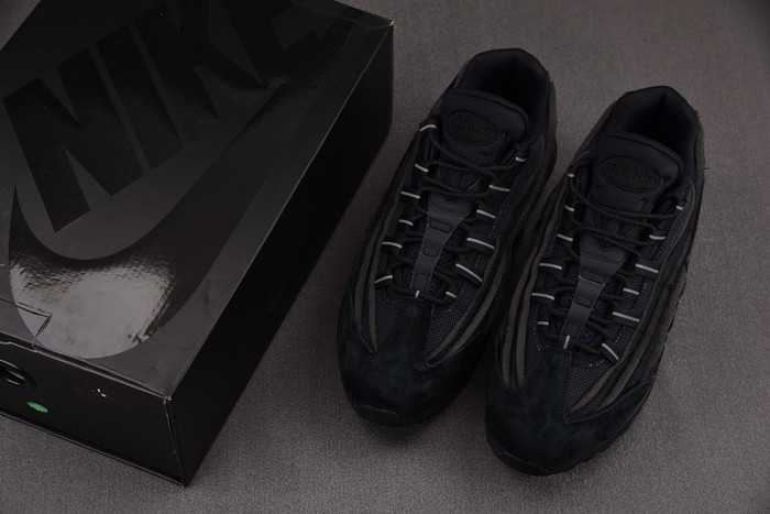 Comme des Garçons x Nike Air Max 95