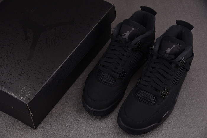 Air Jordan 4 Retro