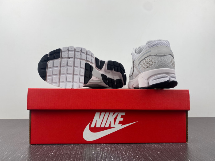 nike zoom vomero 5 sp vast grey men