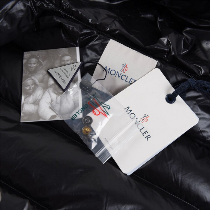 m0ncler coat
