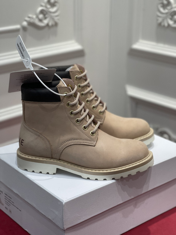 clin boots