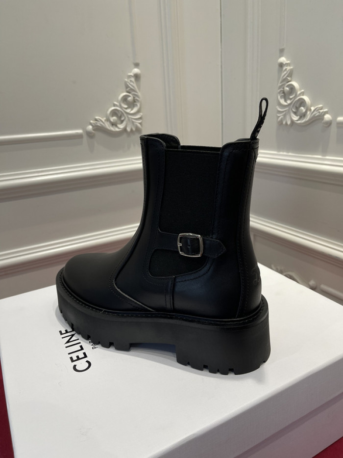 clin boots