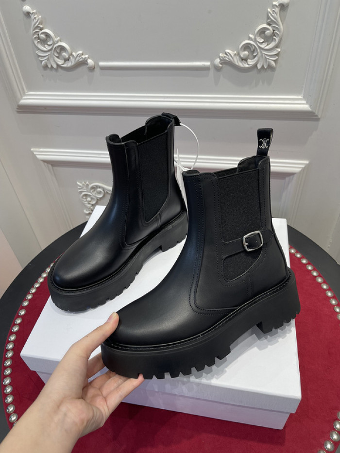 clin boots