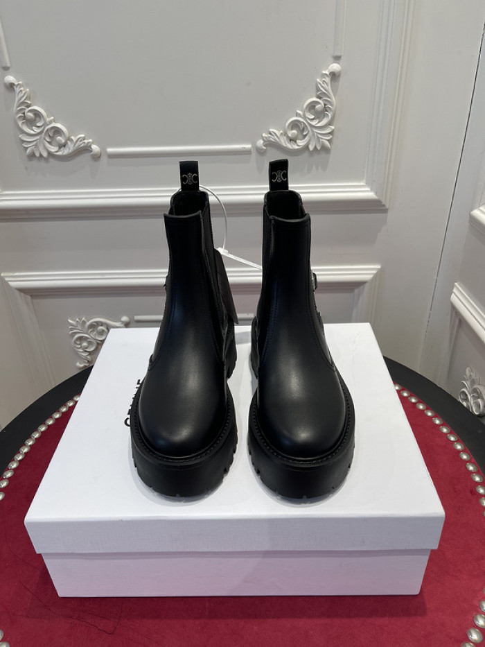 clin boots