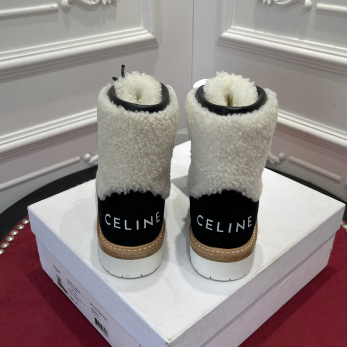 clin boots
