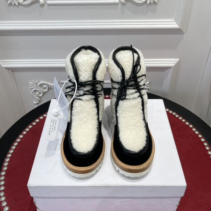 clin boots