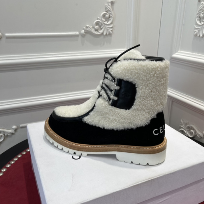 clin boots