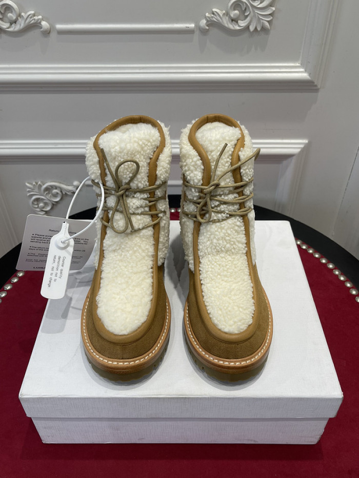 clin boots